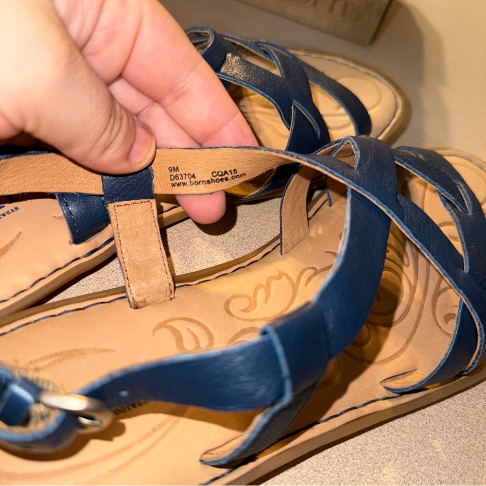 Born women’s size 9 M Eryka Blue Marine Fig - Picture 5 of 7
